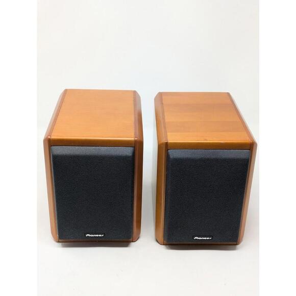 Pioneer Mini Micro Compact Small Tiny Bookshelf Speakers Wood Wooden S-MT3W - Picture 2 of 8
